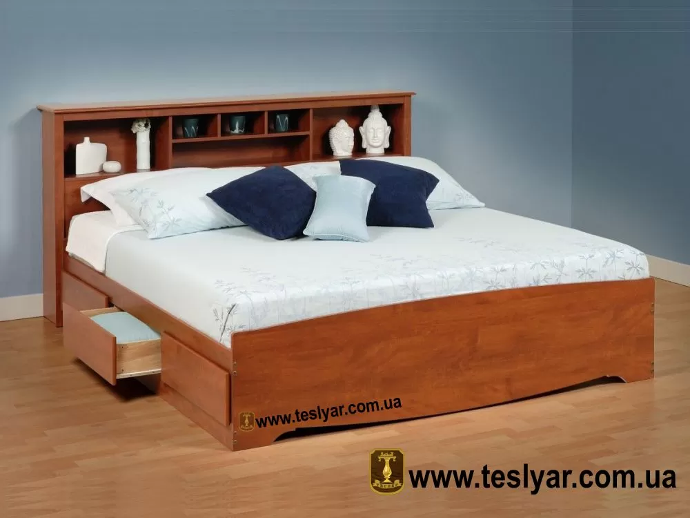 Ліжка із масиву дерева від «Тесляр»